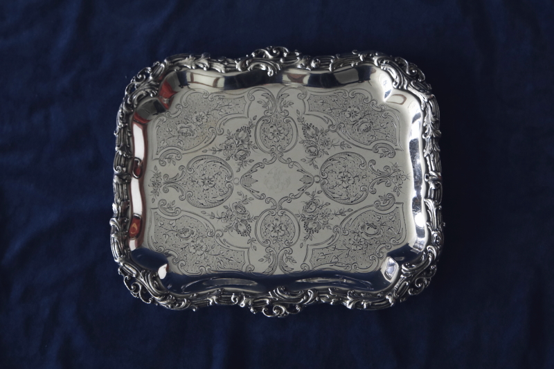 花のエングレービング シルバープレートトレイ フランス アンティーク