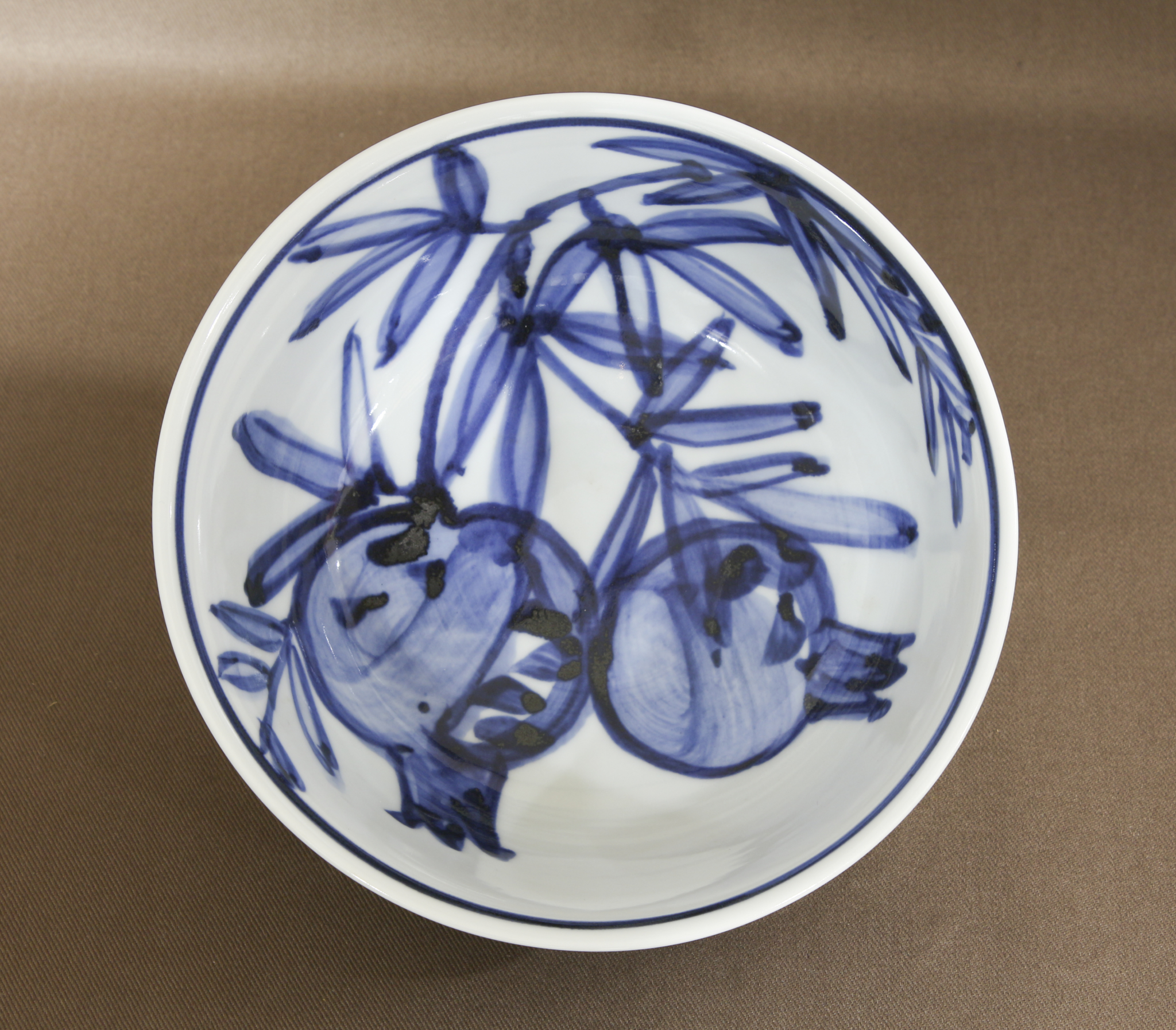 近藤悠三作 柘榴染付金はけ鉢 - 古好屋