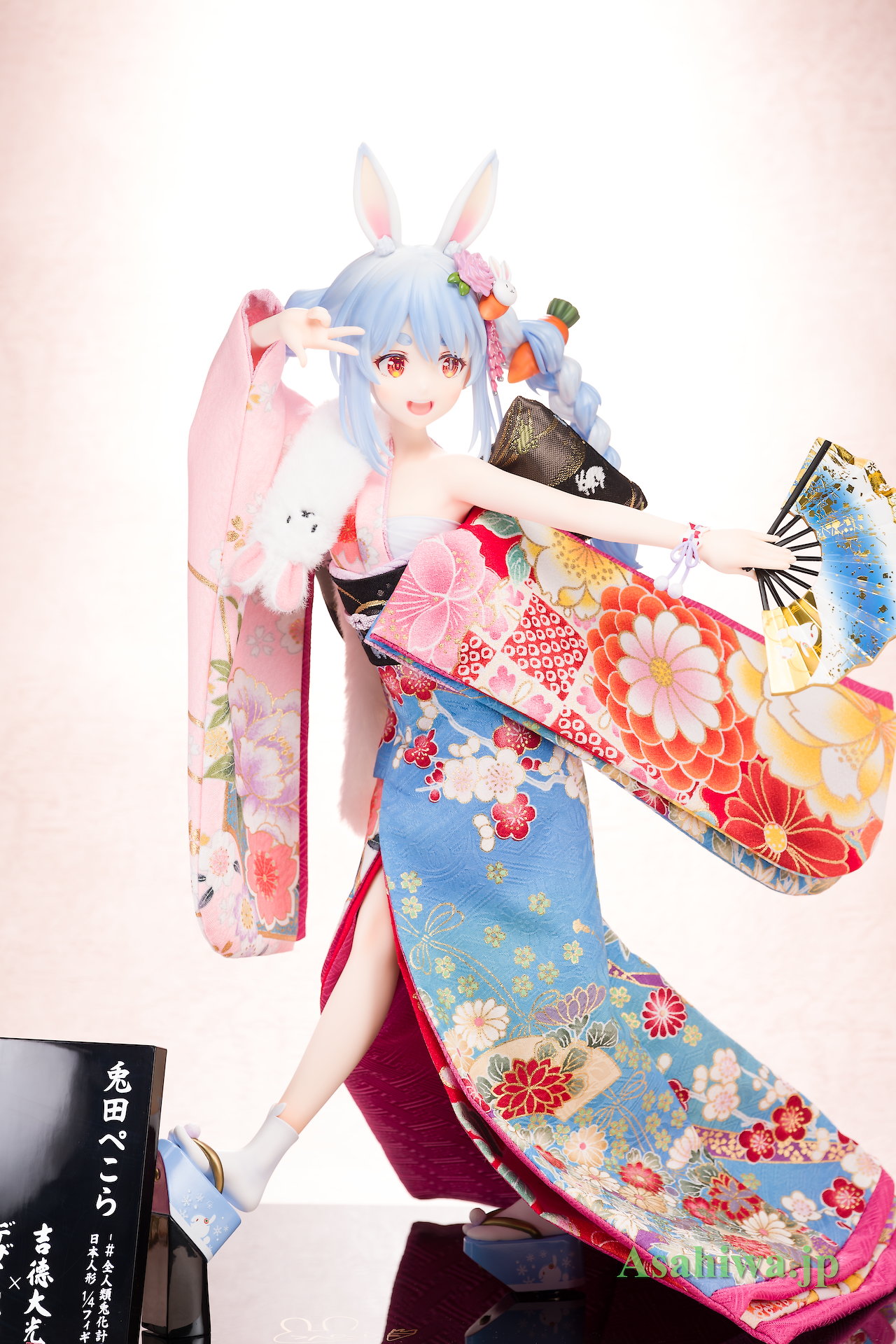 吉徳×デザインココ ホロライブ 兎田ぺこら 日本人形 1/4スケール