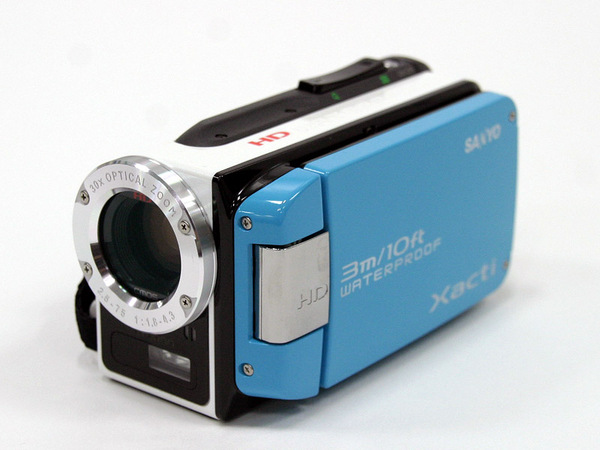 ASCII.jp：5万円台の完全防水ビデオカメラ「Xacti」の魅力 (1/3)