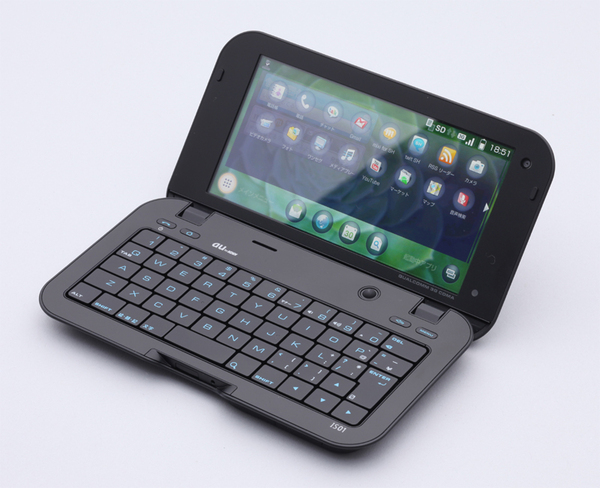 ASCII.jp：au初のAndroid端末「IS01」を写真で詳しくチェック (1/3)