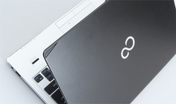 Σ LIFEBOOK SH90/W Corei5 12GB ストレージ無 FMV LIFEBOOK SH90/W