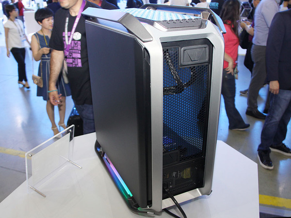 ASCII.jp：Cooler MasterのフラグシップPCケース「COSMOS C700M」が