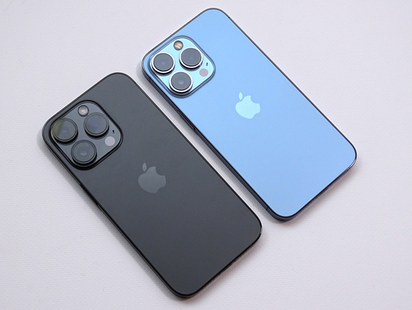 Apple iPhone 14 Pro 256GB スペースブラック本体 ほぼ新品】Apple