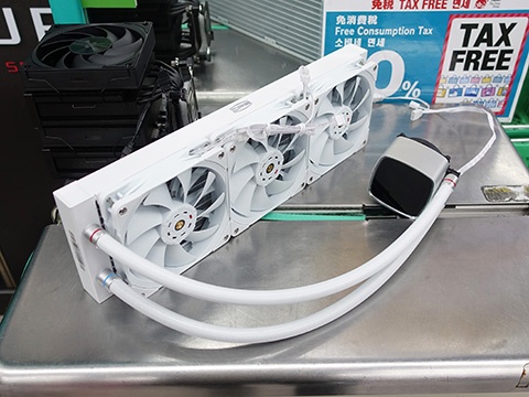 デュアルポンプ搭載の簡易水冷クーラー「DE360」が発売、本体カラーは2