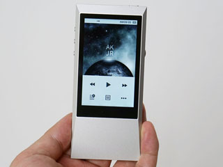 レビュー】AKシリーズの入門に最適、“薄いハイレゾプレーヤー”「AK Jr