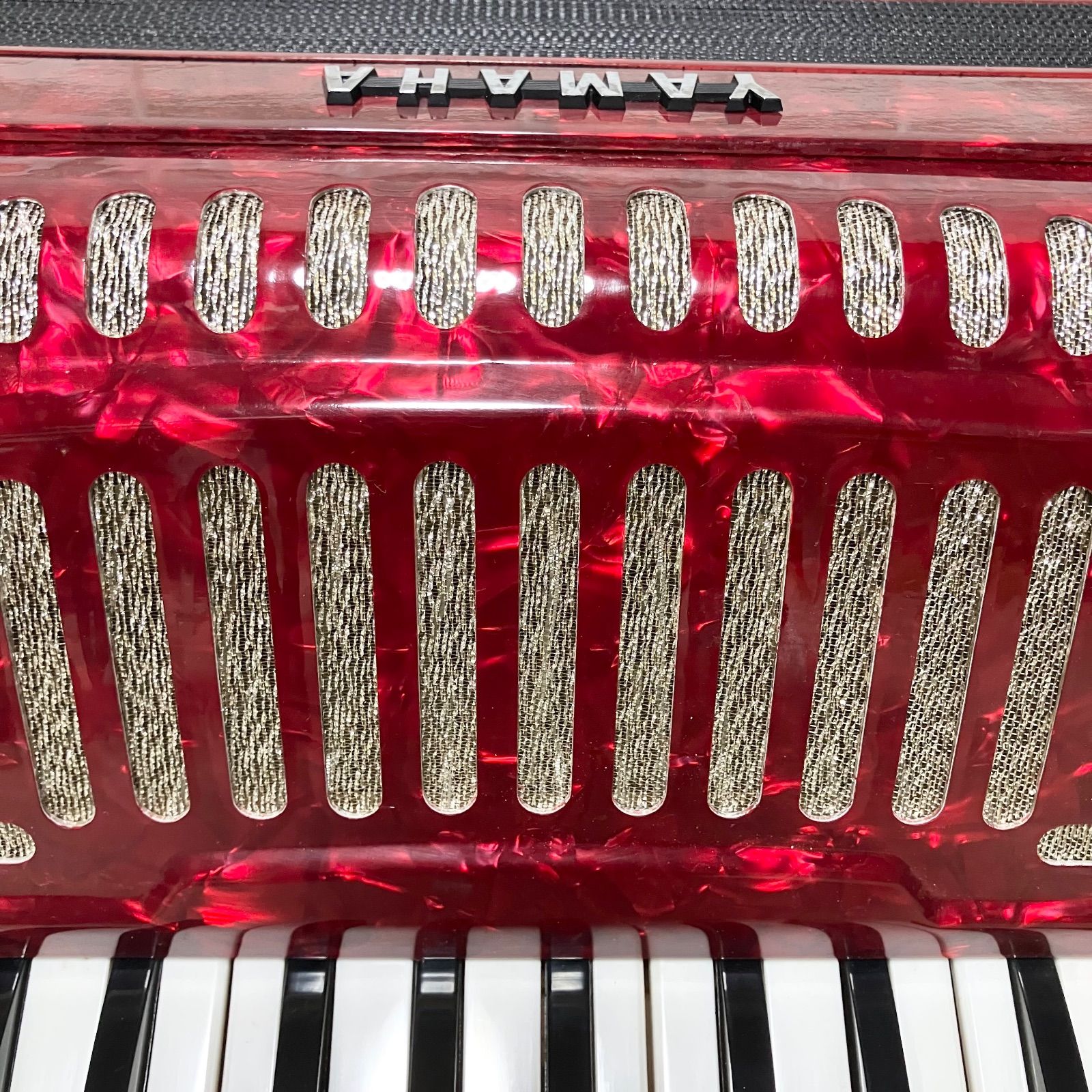 中古良音】YAMAHA アコーディオン 鍵盤 21ベース 30鍵盤 8905 ソフト