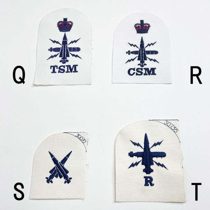 イギリス海軍 ROYAL NAVY ホワイト 部隊章ワッペン 新品 SAILOR-UK