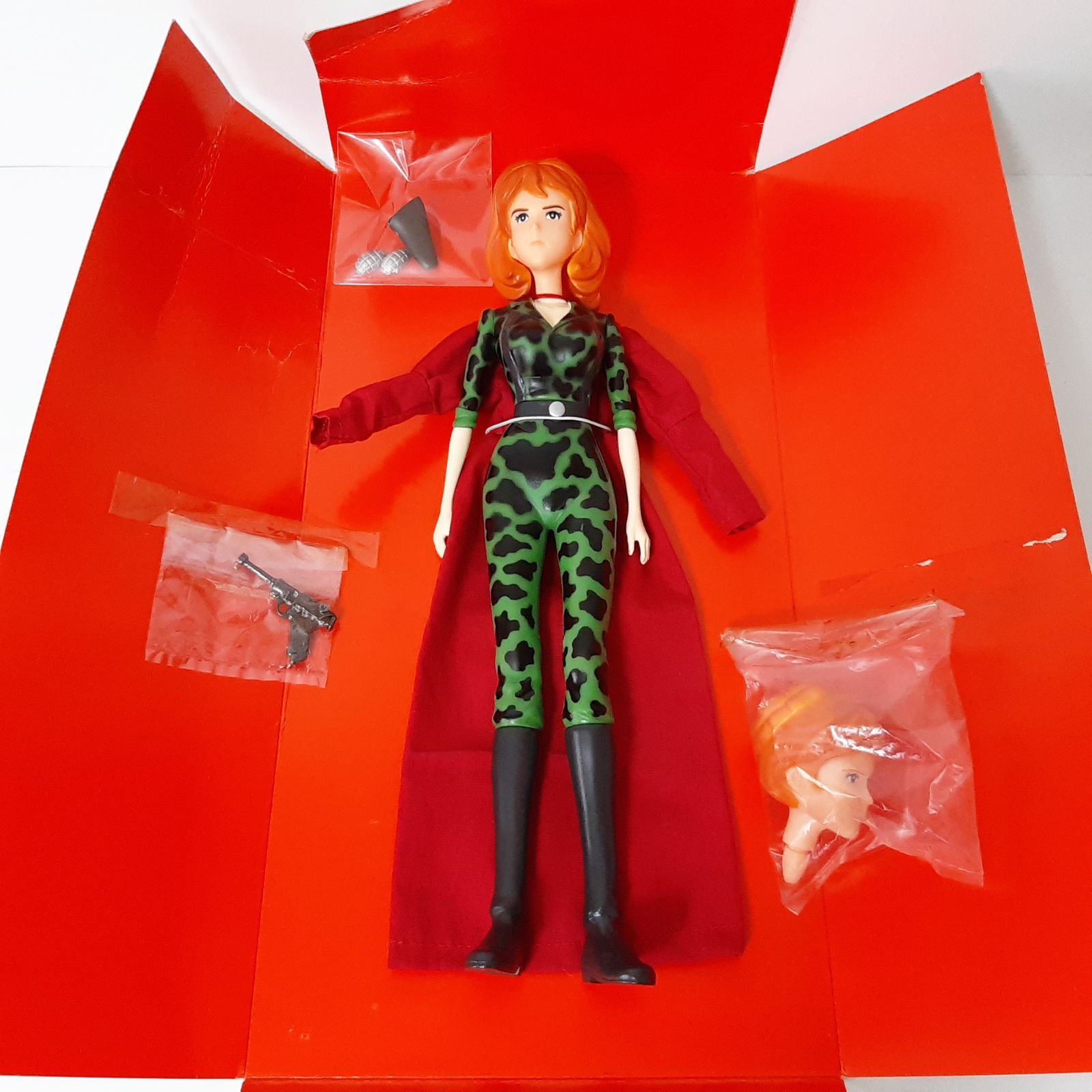 ルパン三世 カリオストロの城 峰不二子 1/6 メディコム・トイ