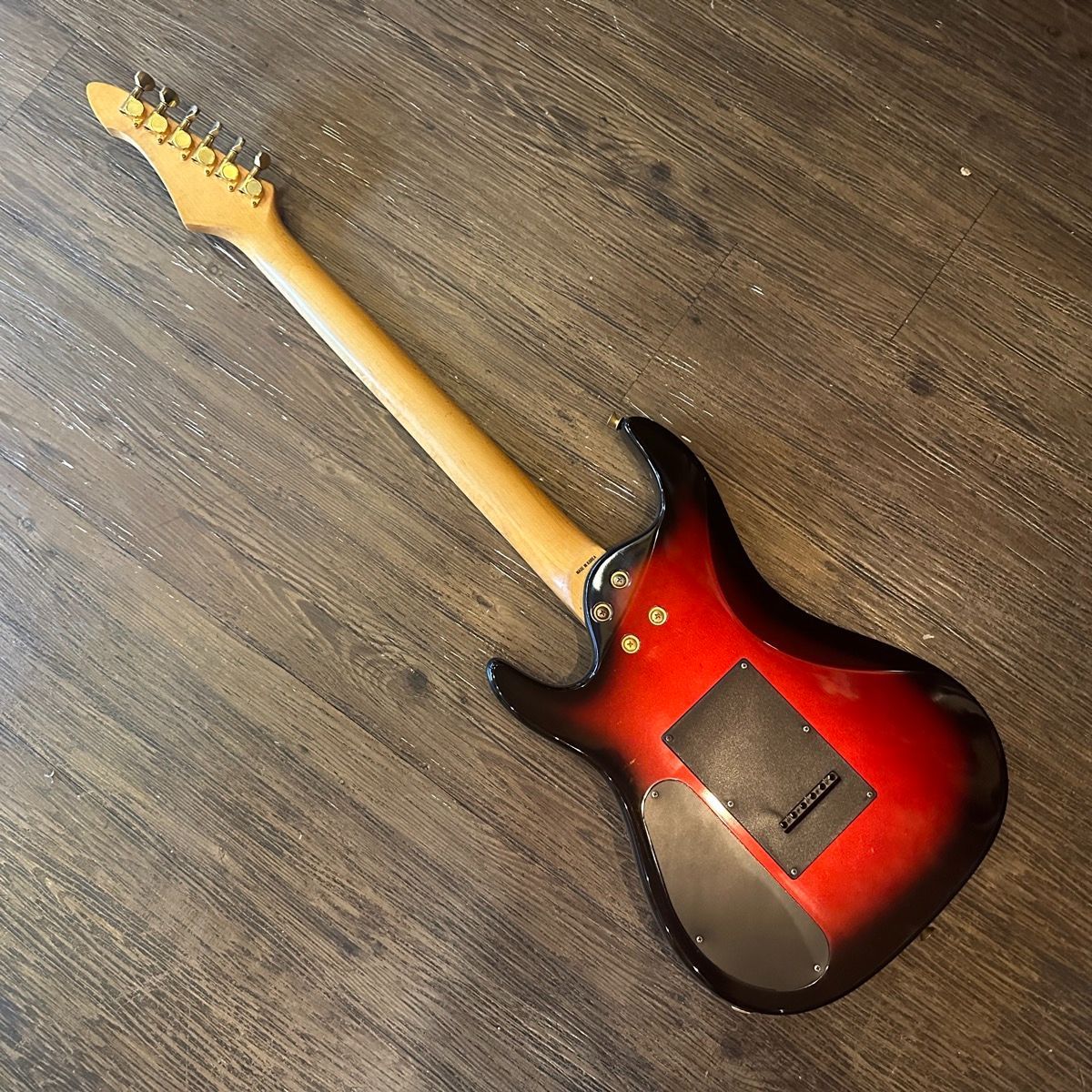 ARIA PRO II MAGNA SERIES エレキギター ゴールド ARIA PRO II MAGNA