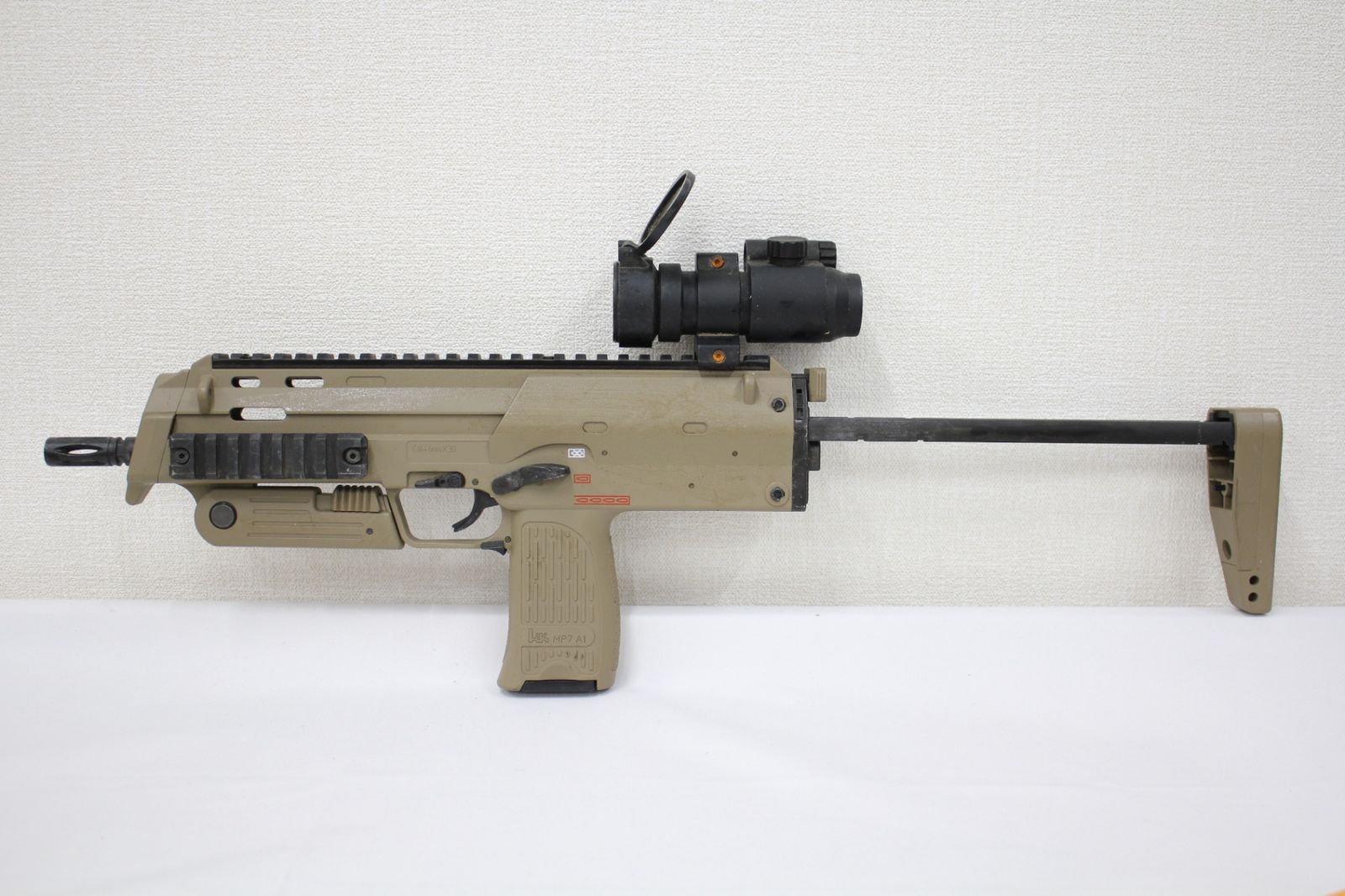 東京マルイ 電動ガン MP7A1 タンカラーモデル ゼロハリケース付き つ