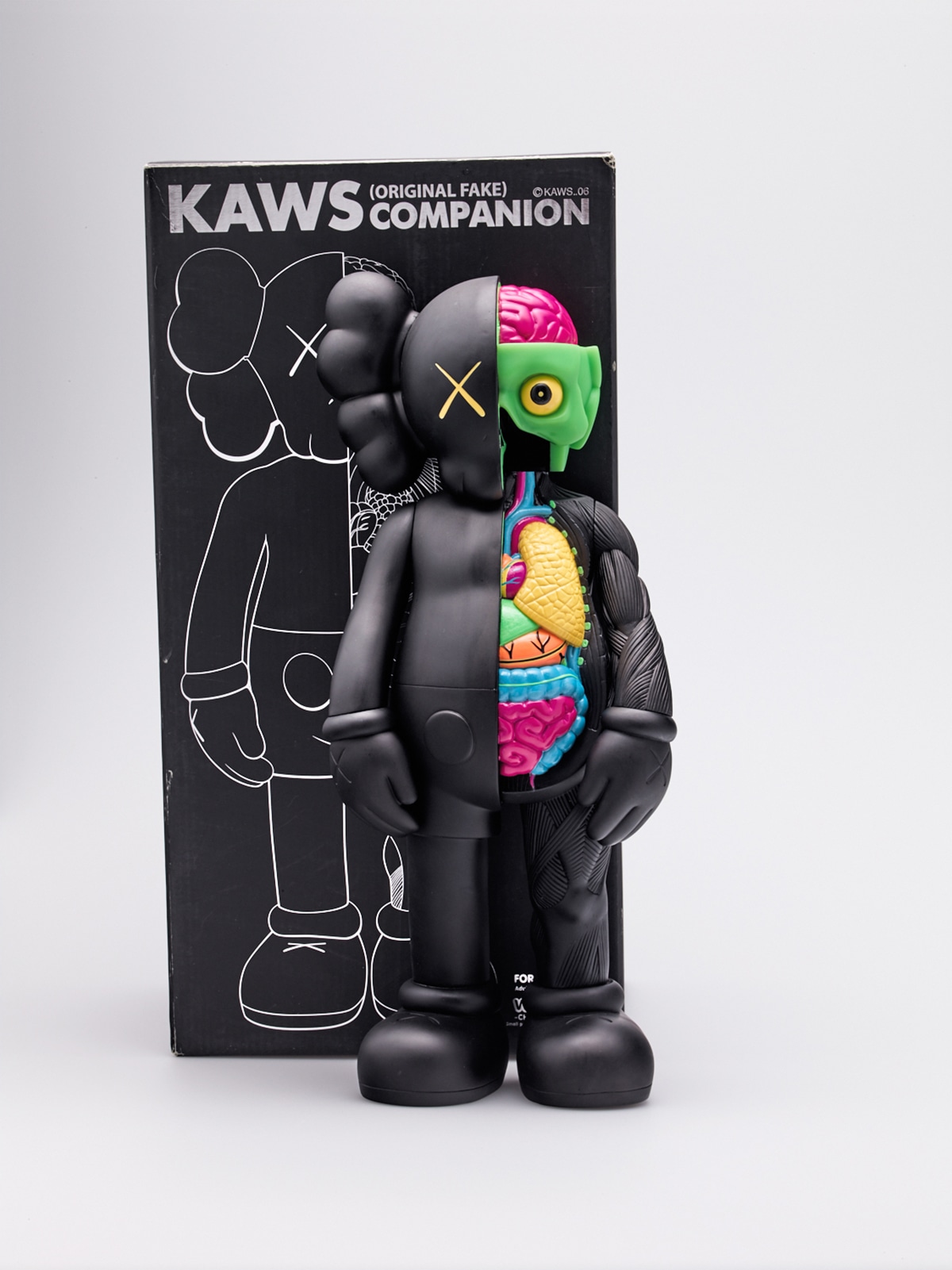 KAWS オリジナルフェイク 青山 タイル 限定 ノベルティ VIP限定 KAWS