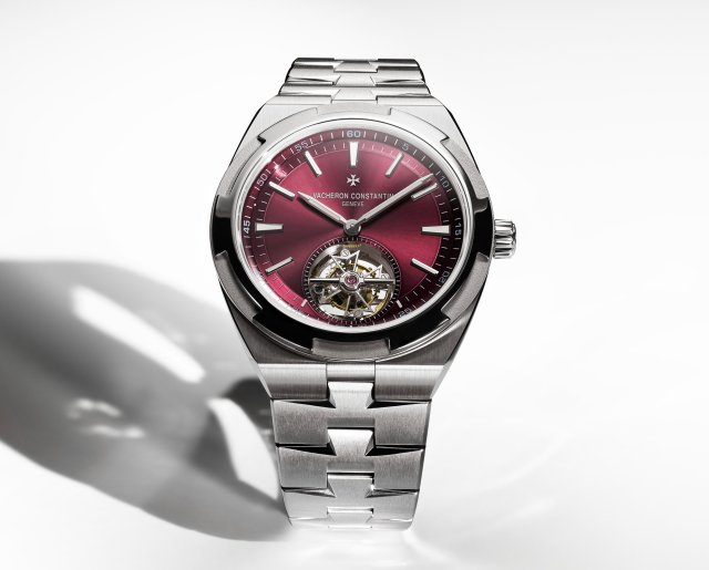 河村隆一(LUNA SEA)プロデュースの腕時計、収納ケース＆ウォッチロール