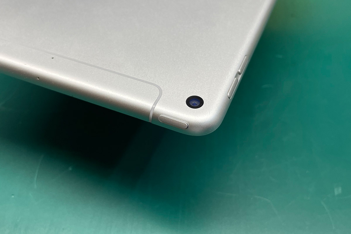 大阪高麗橋 iPad mini 5 A2124 スリープボタン反応しない修理