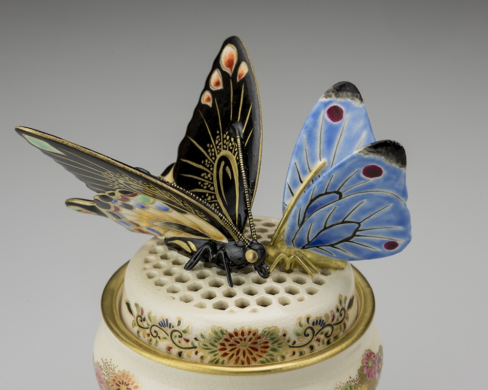 薩摩・透かし香炉 ・錦江陶芸・箱付き 薩摩 香炉 優雅 未使用 薩摩