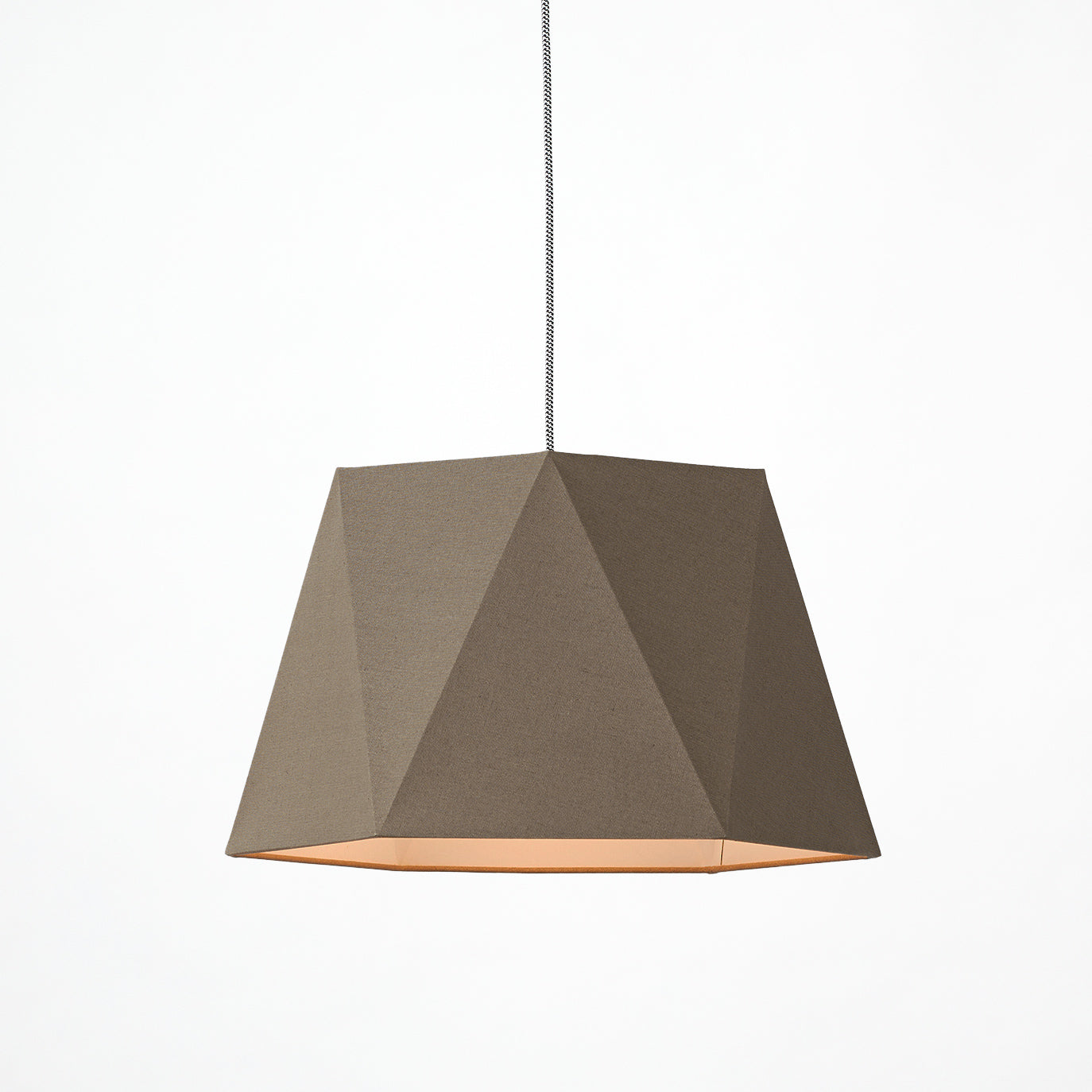 aw-0570-bn.jpg?v=1750043276&