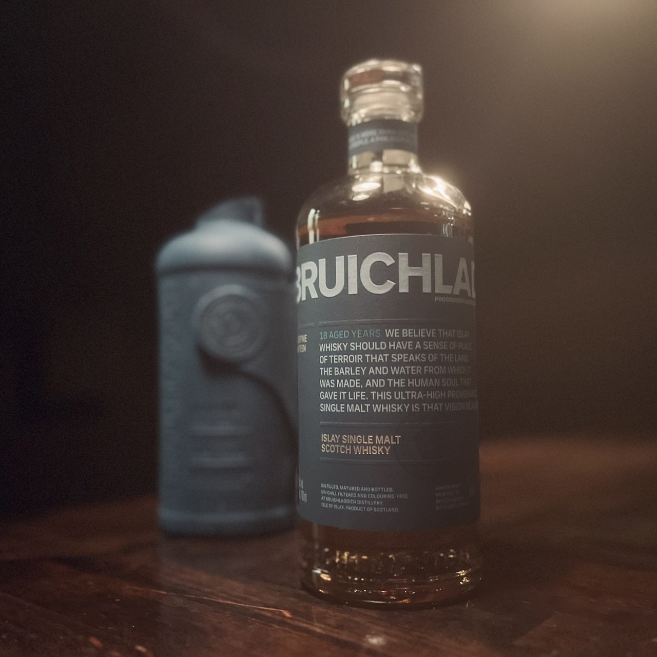 ブルックラディ蒸留所 18年 テロワールともうひとつのアイラの真髄