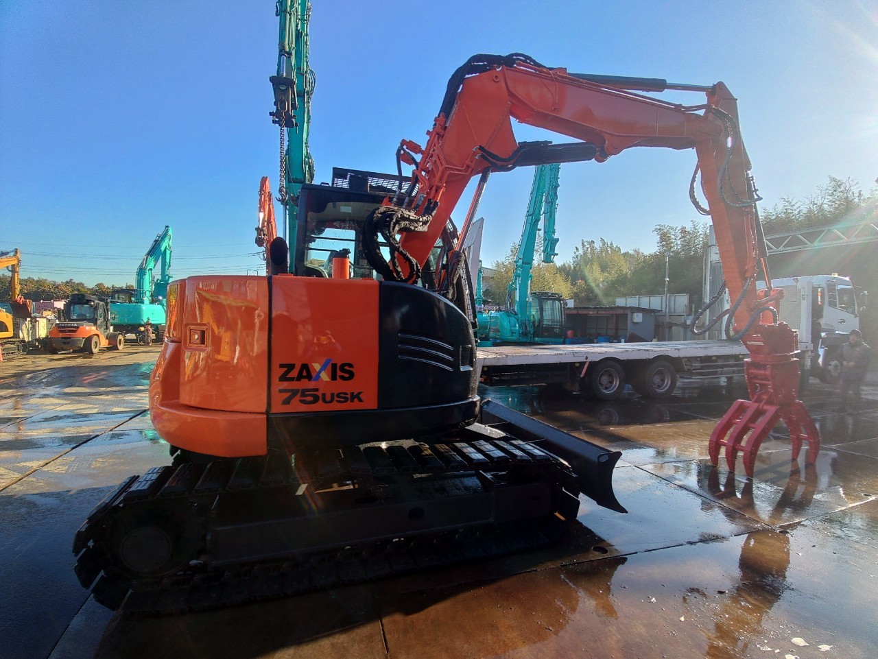 ID97569】ZX75USK-5B ☆新年度スーパーセール☆ | 特選解体重機 | 株式