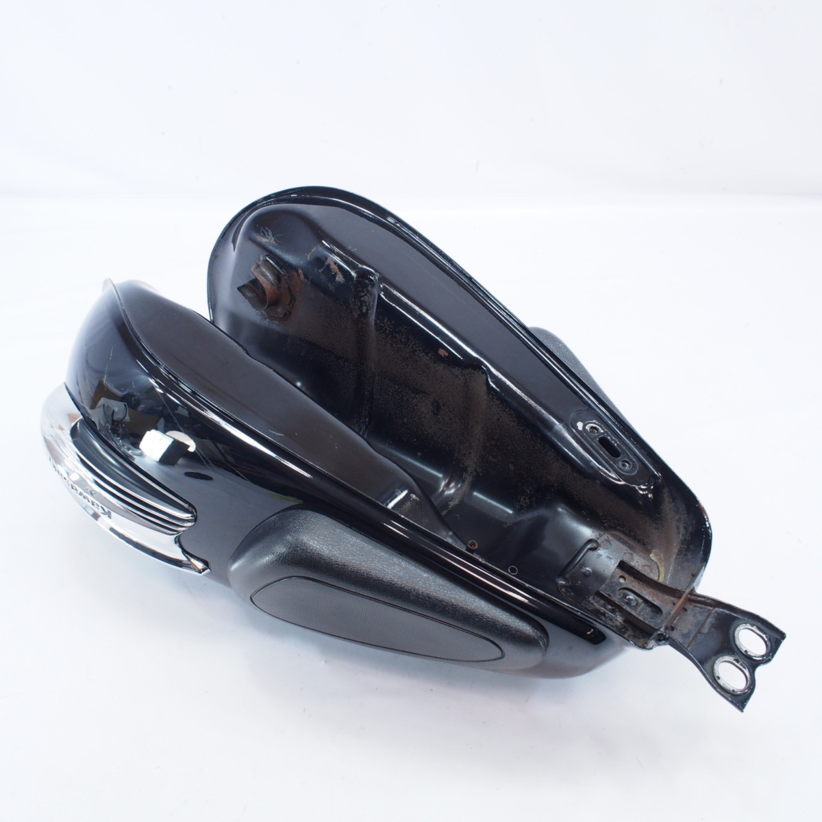 W650 純正タンク凹み無し