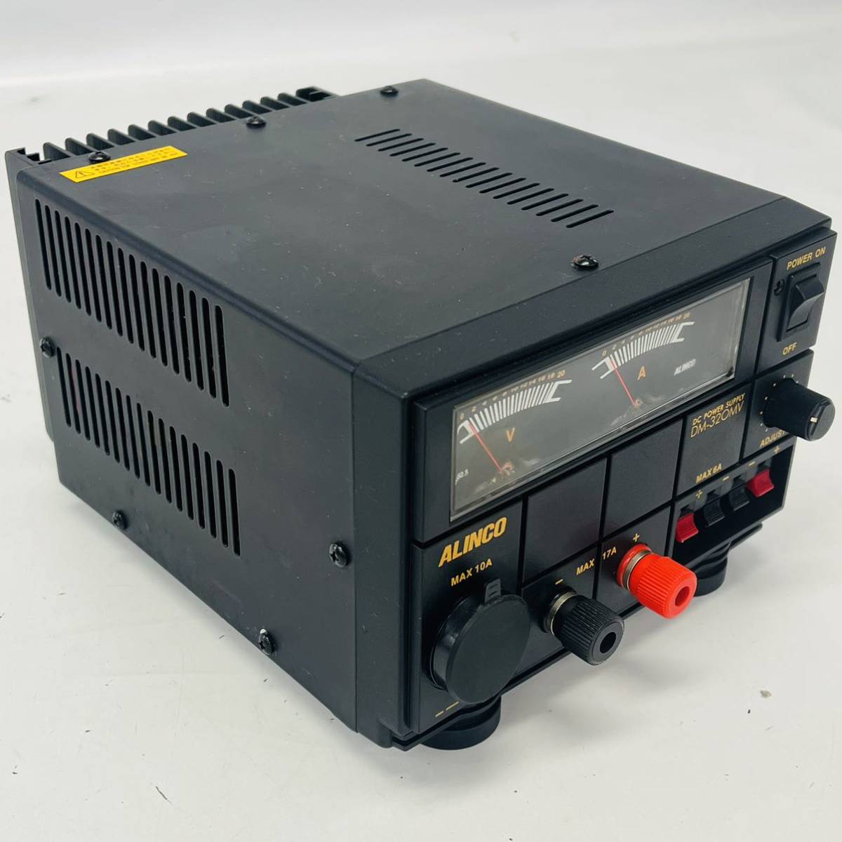 ピッカピカ 未使用品 アルインコ 直流安定化電源 10A DM-310MV DM