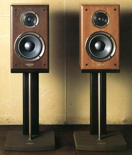 DIATONE DS-300/DS-300DA Specifications Diatone