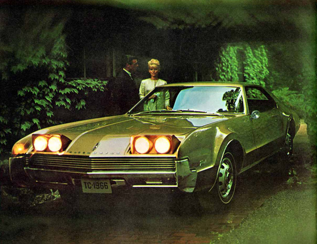 1966-1970 Oldsmobile Toronado: The Future Moves Forward | Autopolis