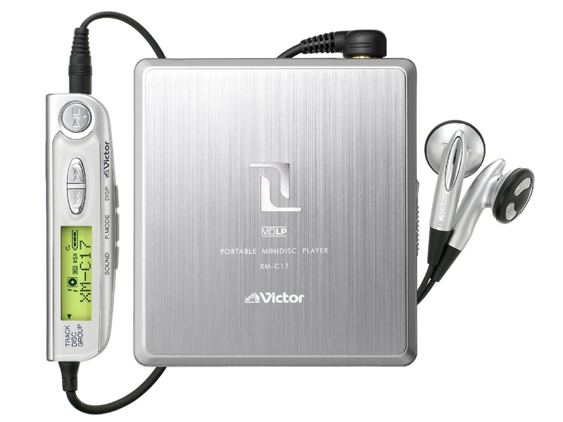 ビクター、「クイックチャージ」搭載のポータブルMD