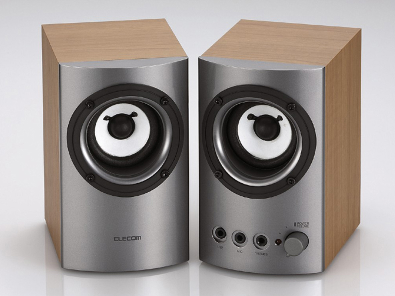 エレコム、木製エンクロージャの2chアクティブスピーカー