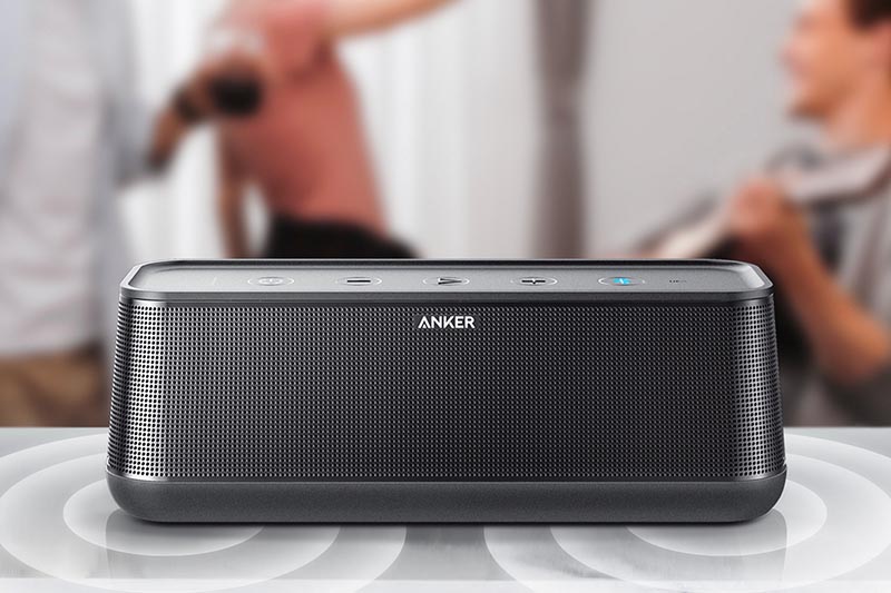 Anker最高音質で18時間動作&防水のBluetoothスピーカー「SoundCore