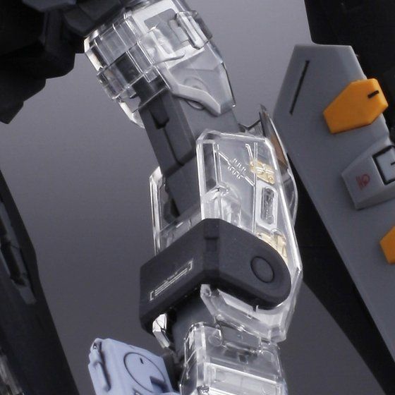 MG 1/100 ストライクノワールガンダム(プラスクリア外装)│株式会社