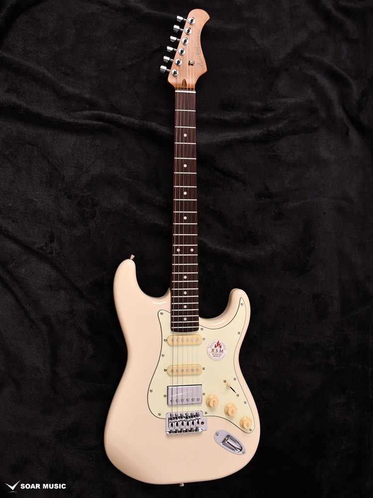 美品おまけ付 Bacchus BST-2-RSM/R OWH ストラト ギター 【公式通販】