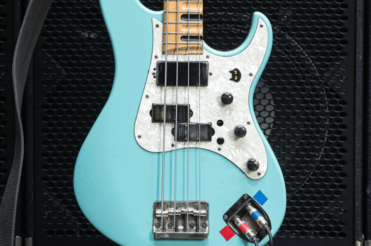 Mr.Big Billy Sheen モデルタイプ YAMAHA Attitude Special ビリー