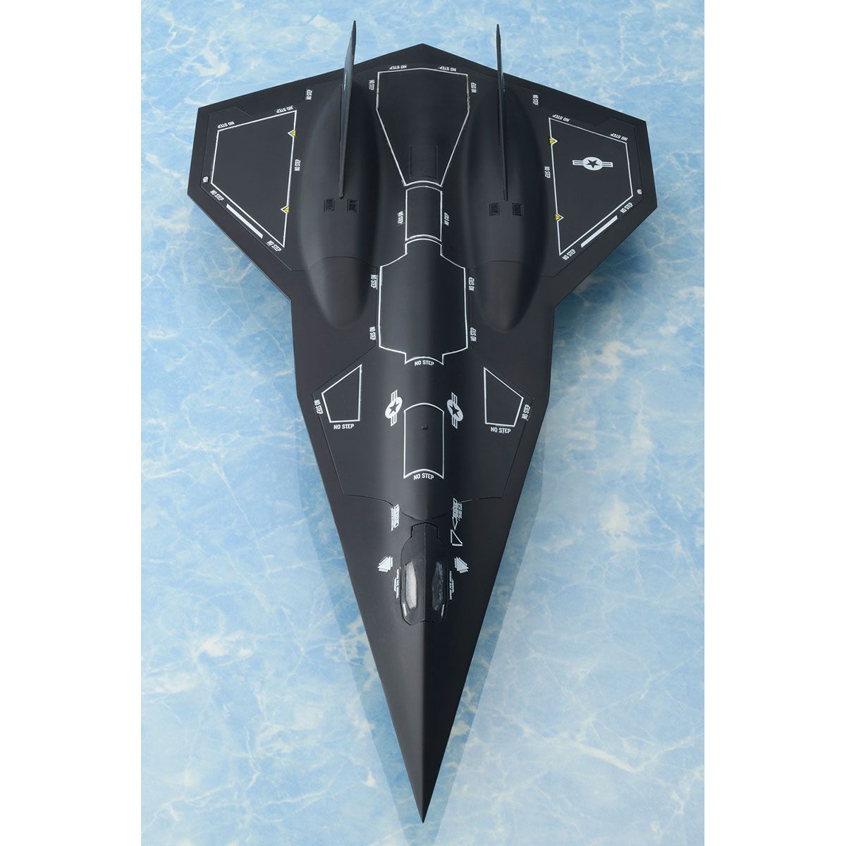 トップガンマーヴェリック』 1/72スケール ダークスター プラスチック