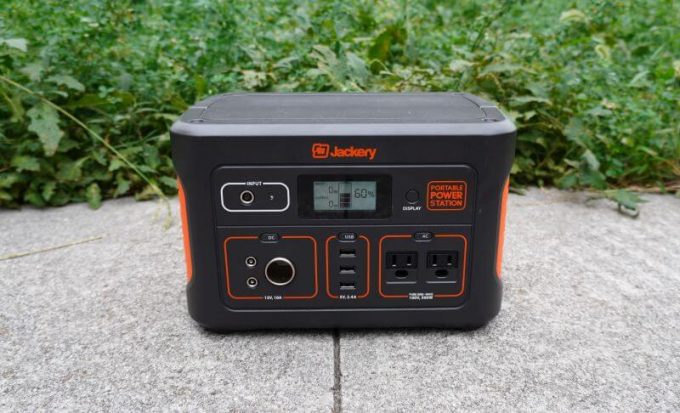 Jackeryの「ポータブル電源700」実機で徹底検証レビュー | 魅惑のキャンプ