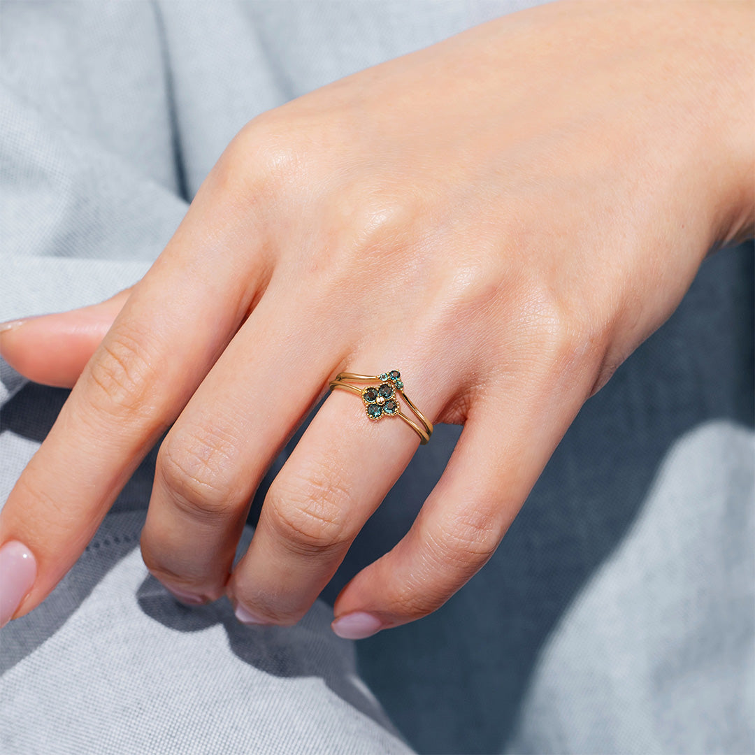 まる美しきブルーシラー!!☆ブラジル産アレキサンドライト☆リング