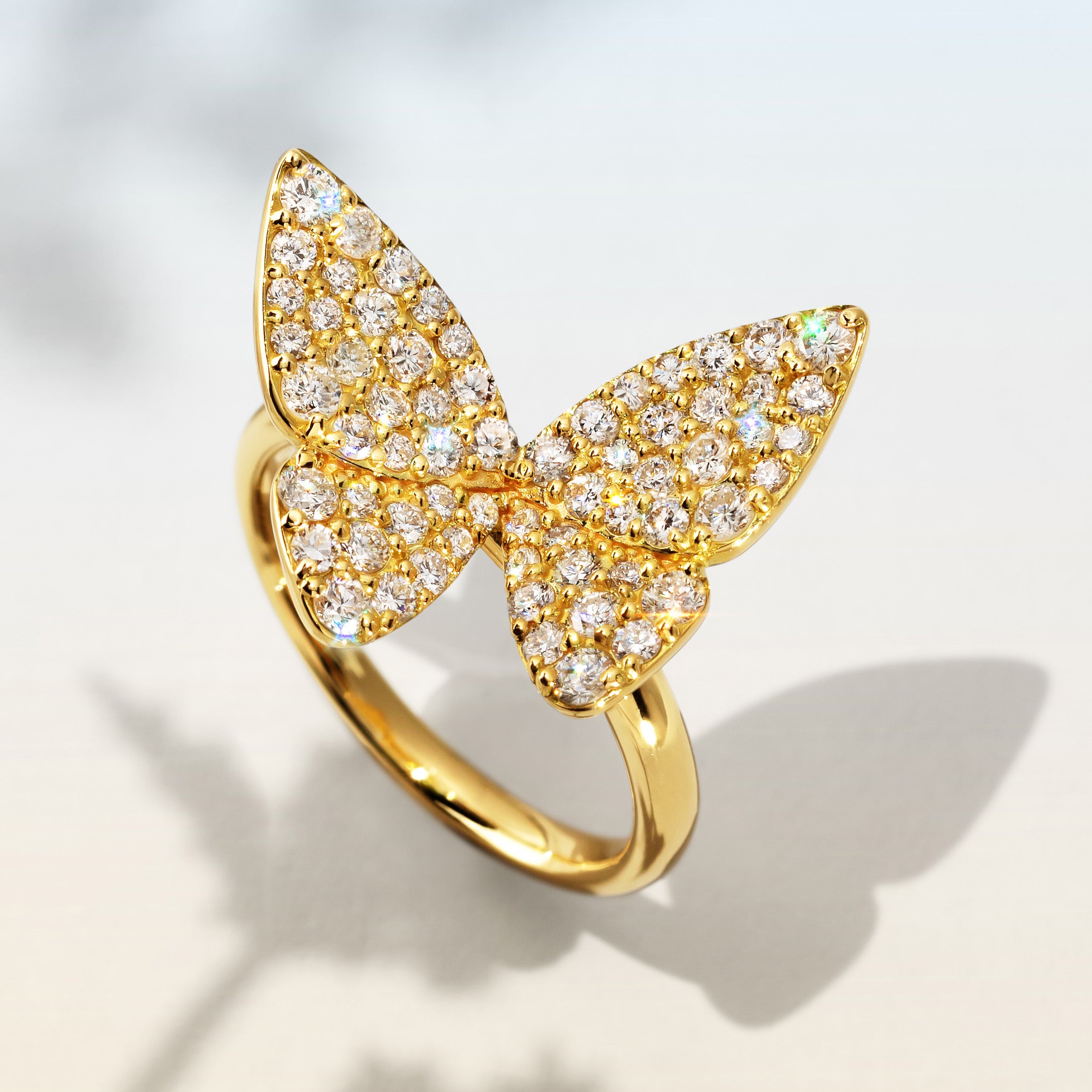 ダイヤモンド K18/PTリング・ブーケパピヨン