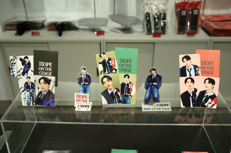 BTS・J-HOPEのポップアップストア見どころ紹介！フォトスポットに写真