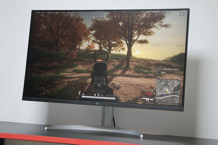 LG、100,000円を切っているNano IPS Black採用の31.5インチ4K UHD