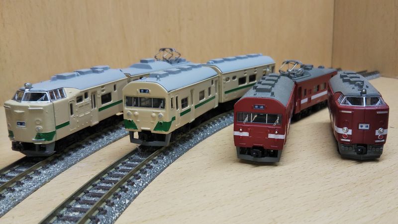 Bトレイン 715系1000番代東北色 改造品 715系1000番代 - マイクロ