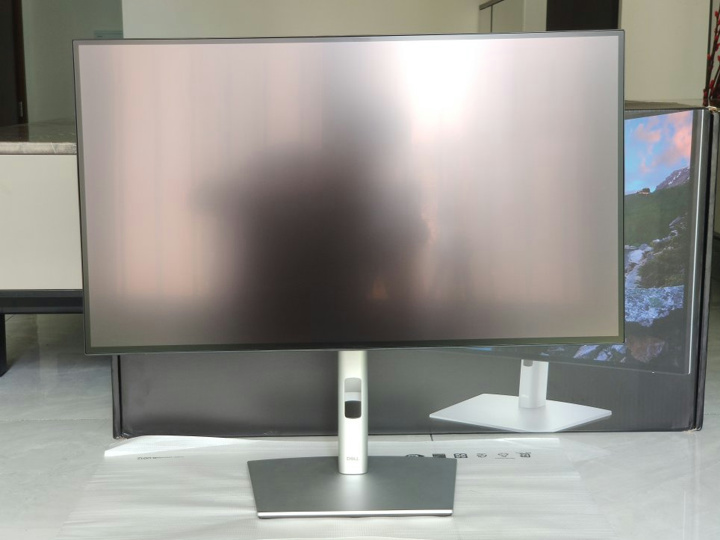 Dell U2723QX 27インチ 4K ハブモニター DELL U2723QX 4K HDR USB-C