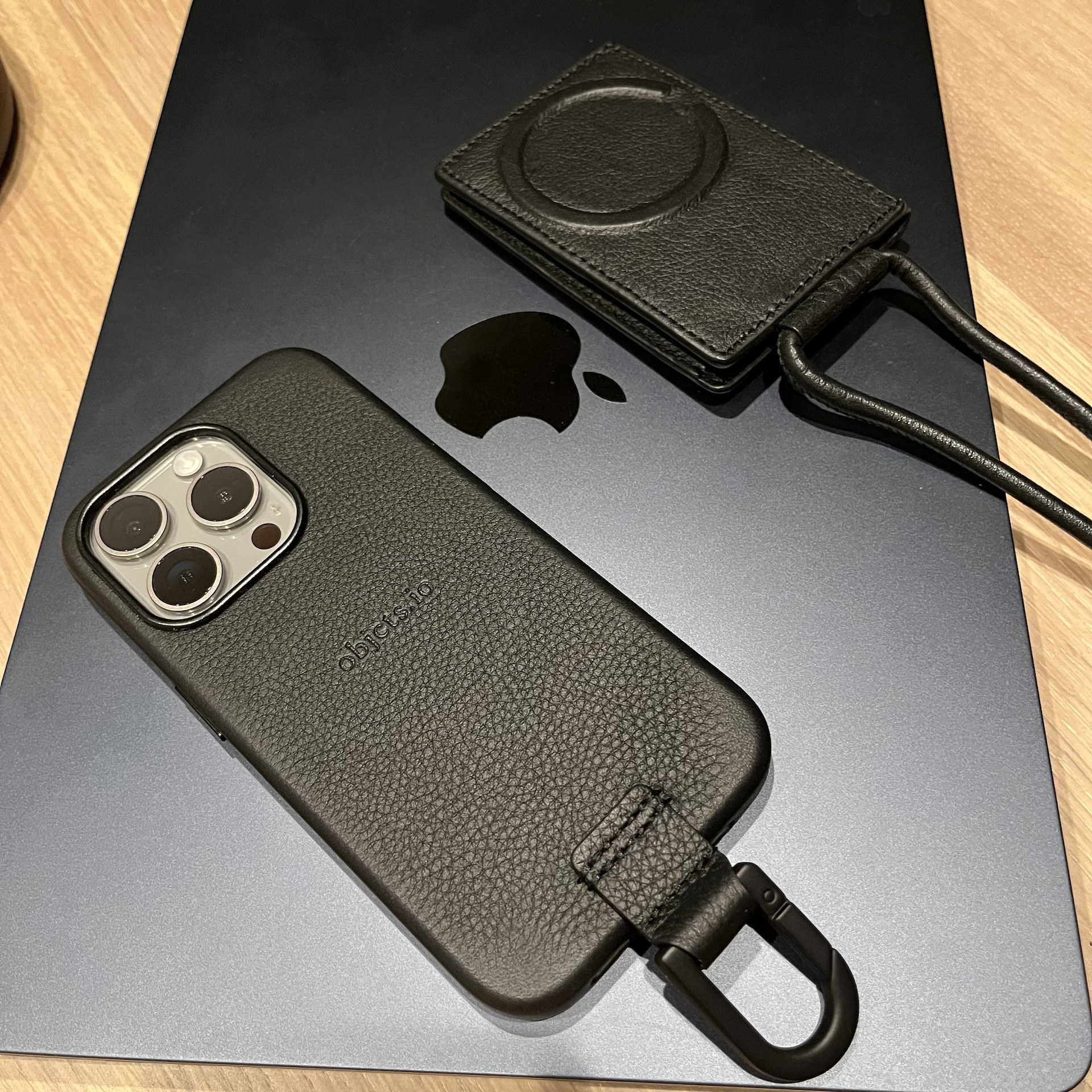 objcts.io】 iPhone 15 pro用 ケース+カードケース objcts.io】 iPhone