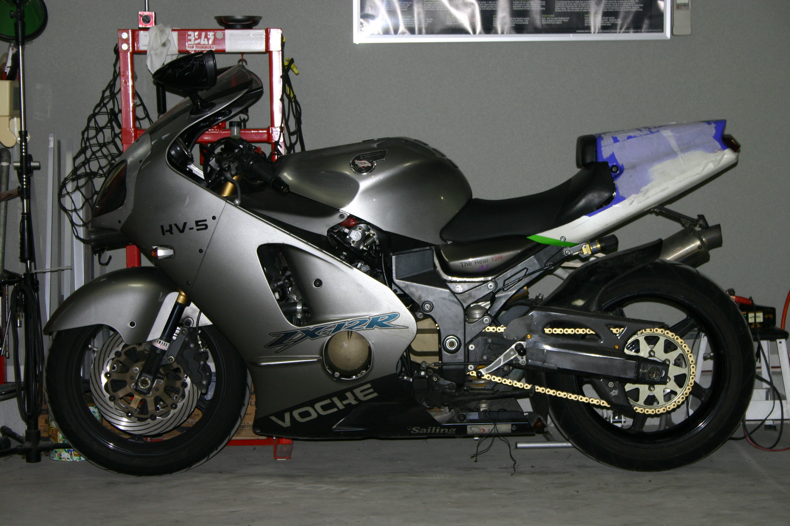 ZX-12Rの思い出、そして現在 - Life on Wheeeeeles and with Muuusic!