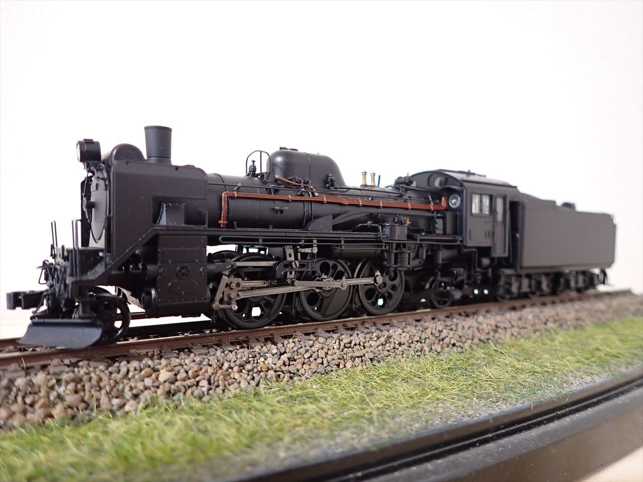 天賞堂 C58 北海道タイプ 切詰デフ 平底テンダーが入線しました