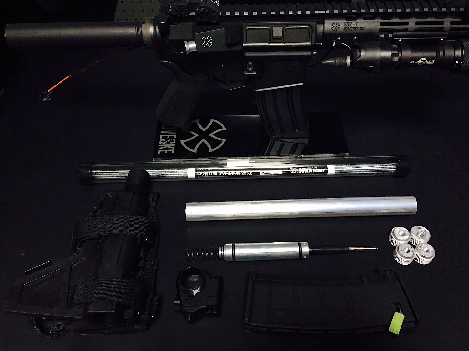 東京マルイ製 次世代M4 CQB-R リポバッテリー使用可 外装パーツ付き