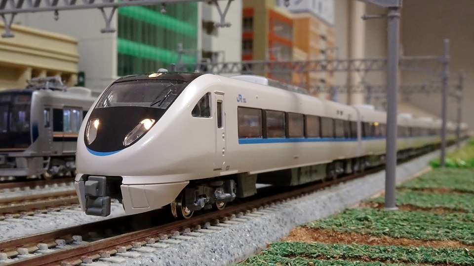 683系「サンダーバード」(リニューアル車) 再生産発売 - ビスタ模型