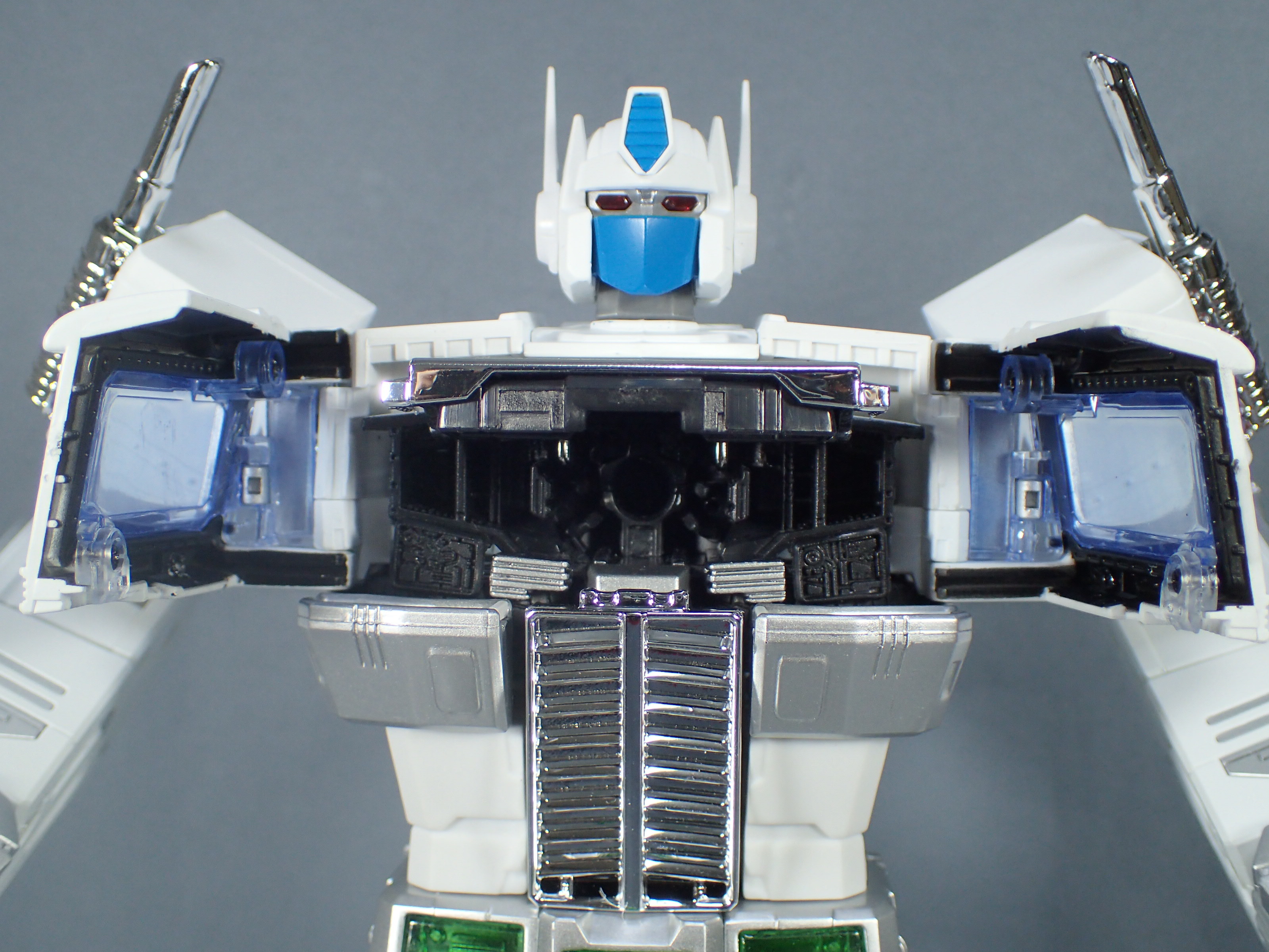 7-Eleven、Transform!（トランスフォーマー マスターピース MP-711