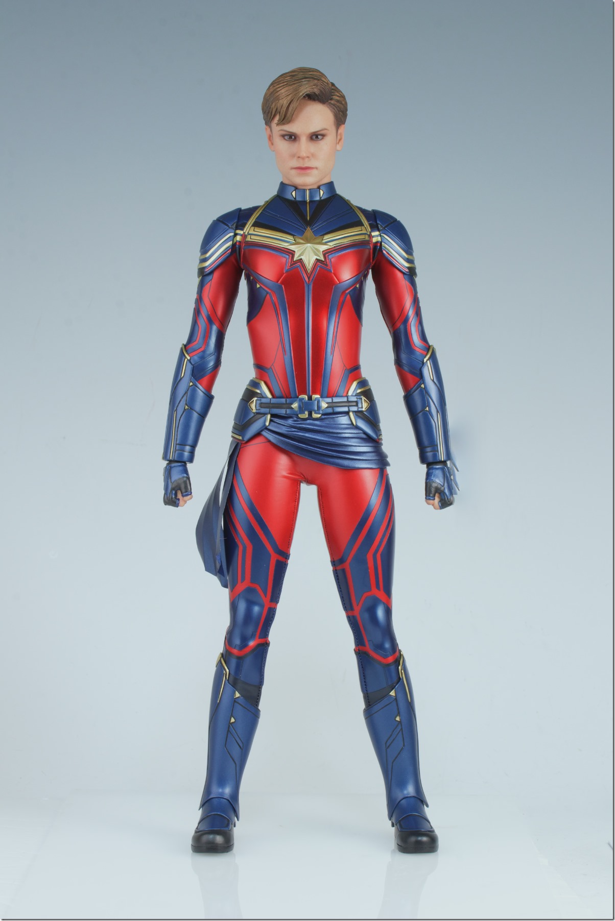 ホットトイズ アベンジャーズ・エンドゲーム キャプテン・マーベル