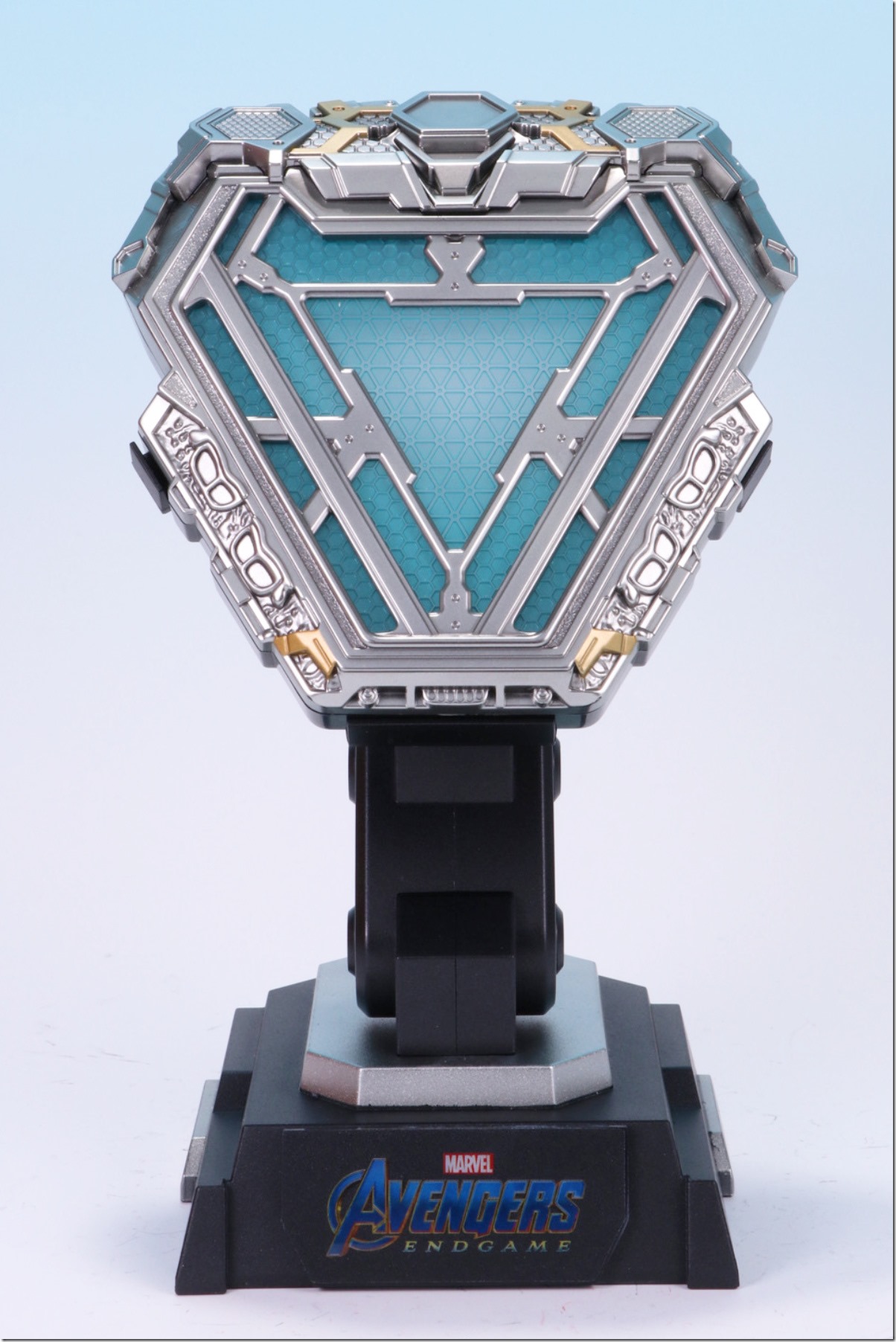 ホットトイズ マスターピース アイアンマン 1/1 人気 アークリアクター