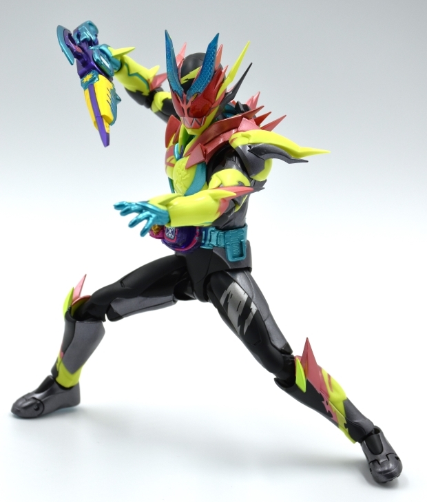 S.H.Figuarts 仮面ライダーリバイス | 魂の玩具箱