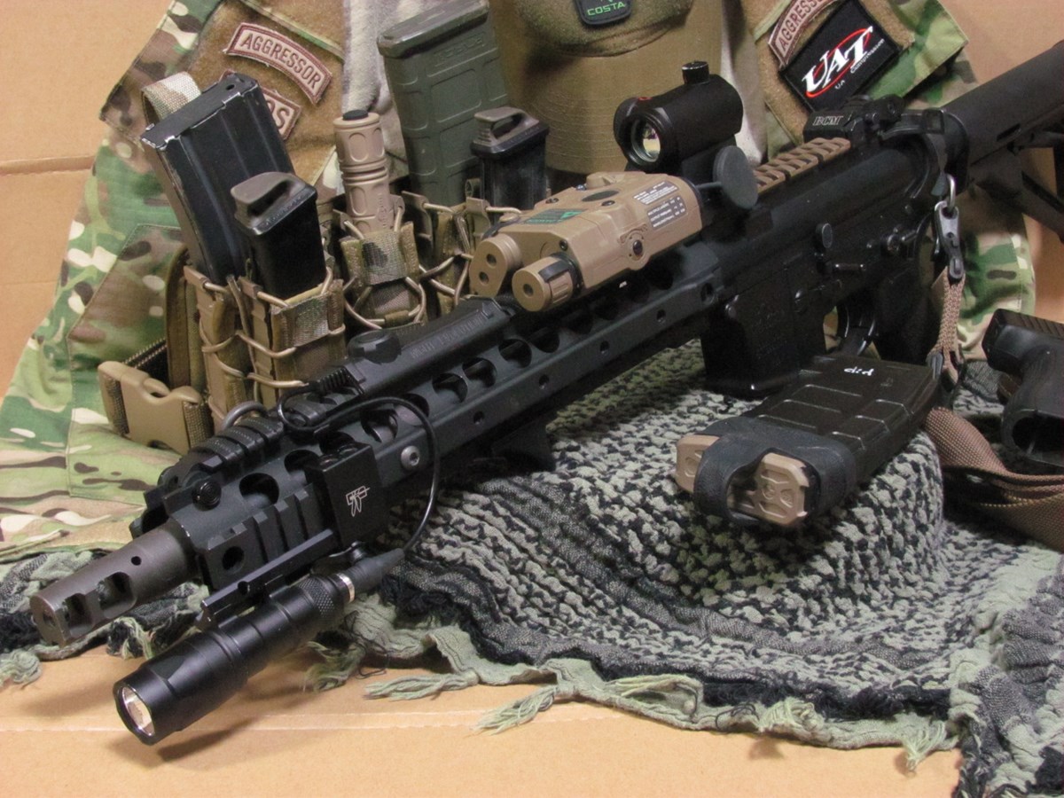 DYTAC URX3 電動ガン ドットサイト マガジン5本付き